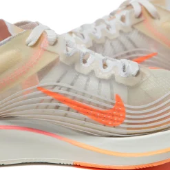 Nike Womens Zoom Fly SP