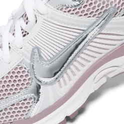 Nike Womens Zoom Vomero 5