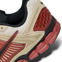 Nike Zoom Vomero 5