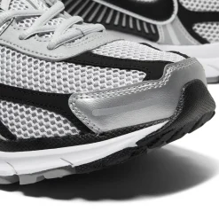 Nike Zoom Vomero 5