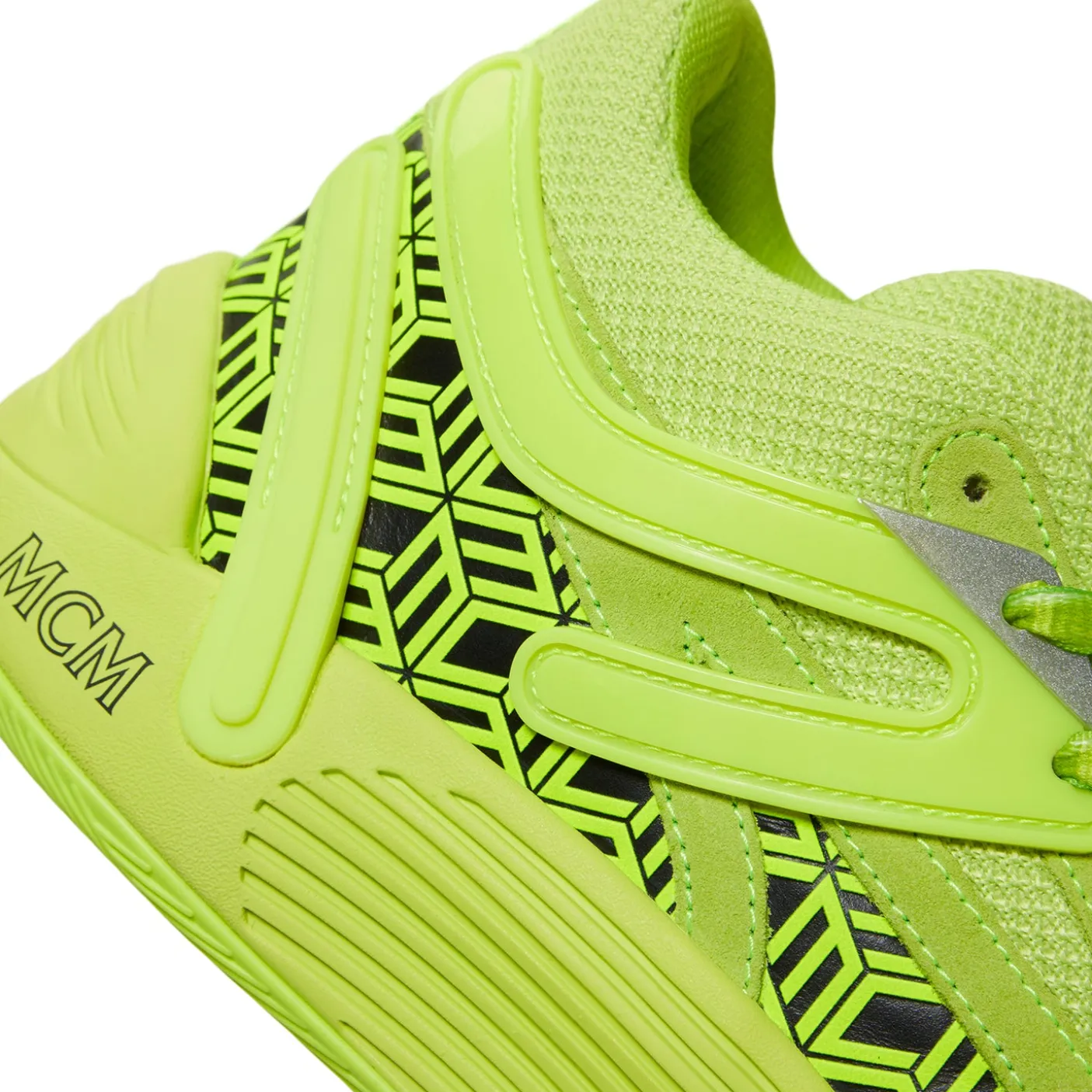 Puma TRC Blaze Court X MCM