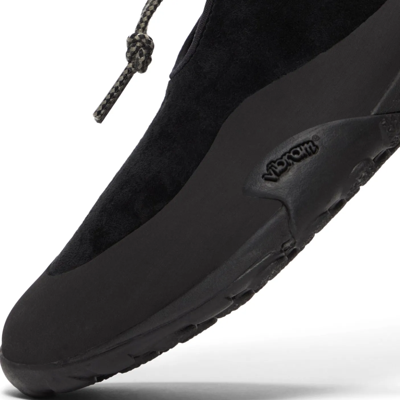 Tokyo Design Studio Minimus x New Balance MT10
