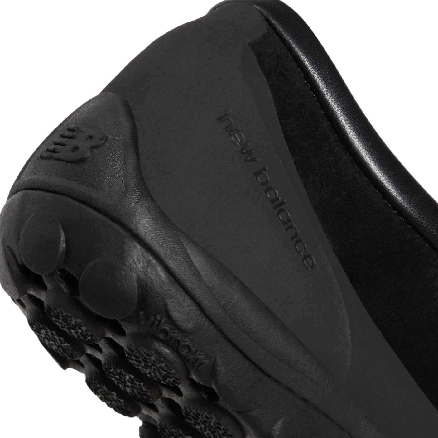 Tokyo Design Studio Minimus x New Balance MT10