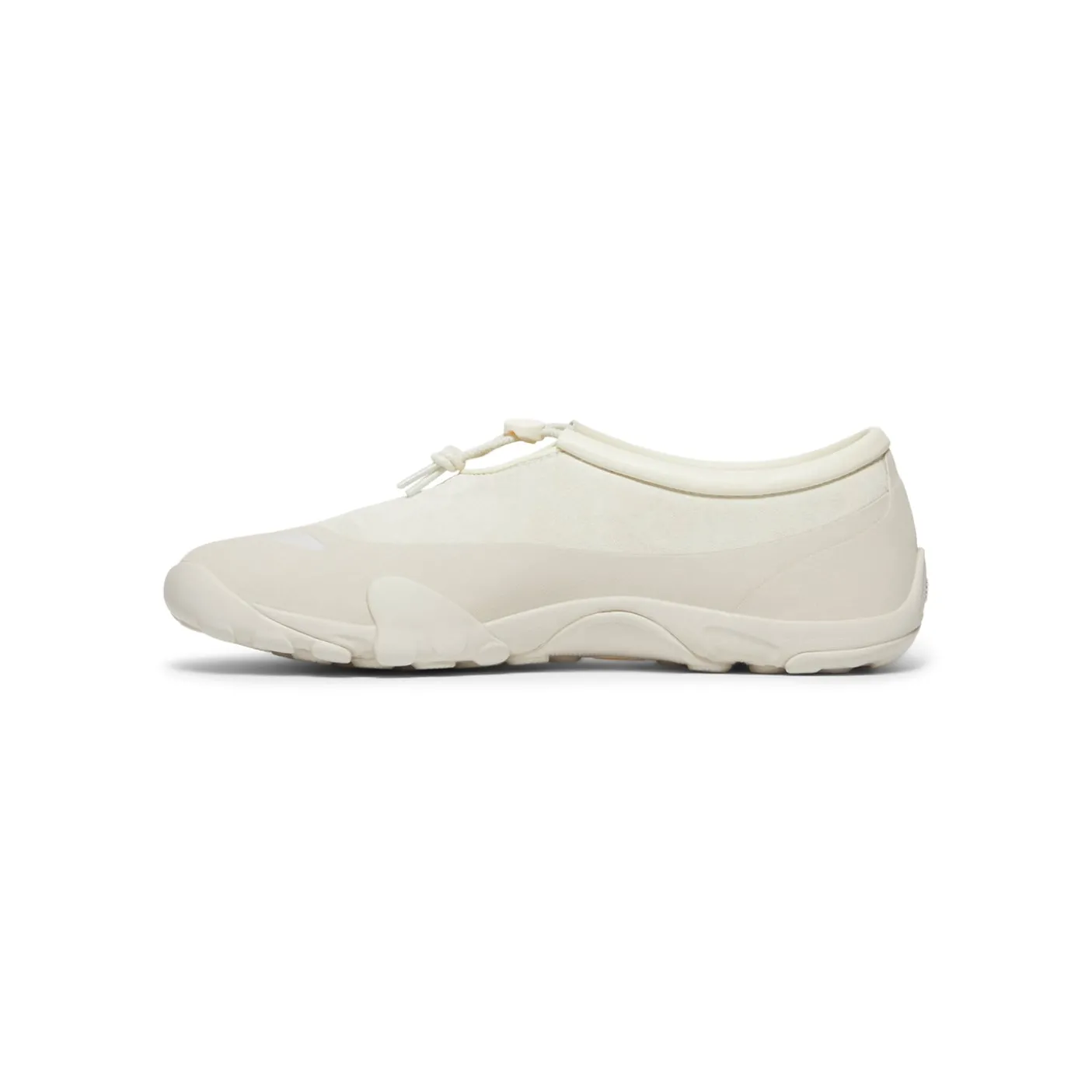 Tokyo Design Studio Minimus x New Balance MT10