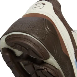 Travis Scott x Nike Zoom Field Jaxx